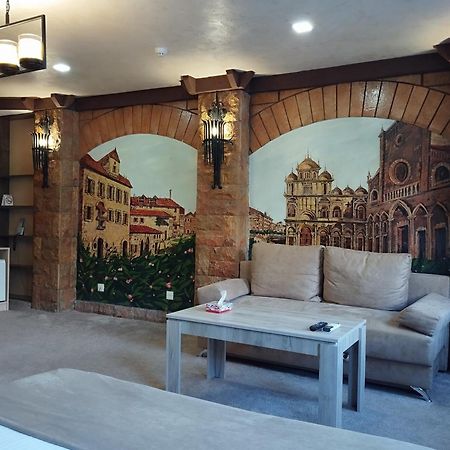 Delin Hotel And Tours Erywań Zewnętrze zdjęcie