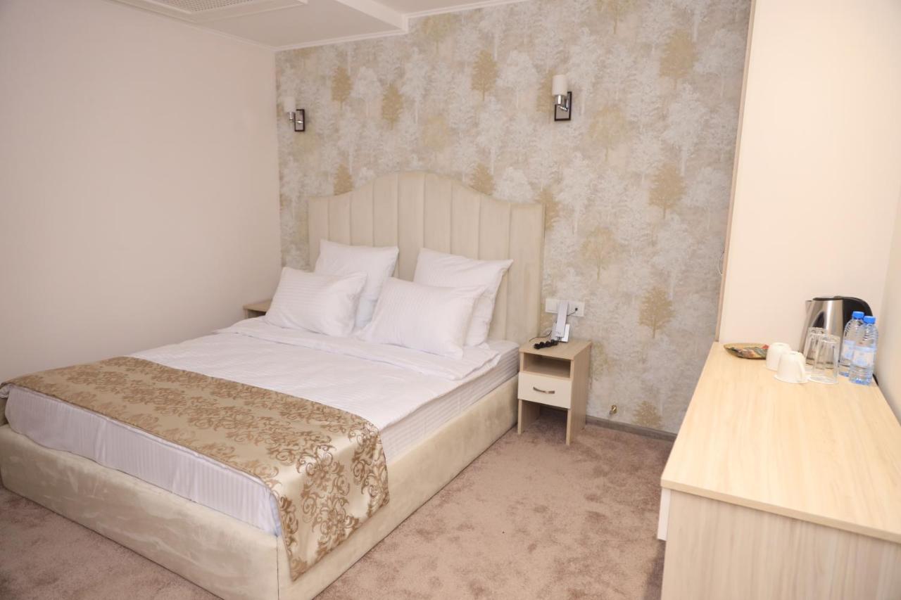 Delin Hotel And Tours Erywań Zewnętrze zdjęcie